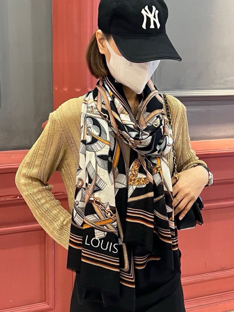 Louis Vuitton Scarf